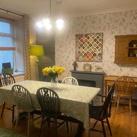 3 Bed Town House Llandeilo Carmarthenshire 빌라 외부 사진