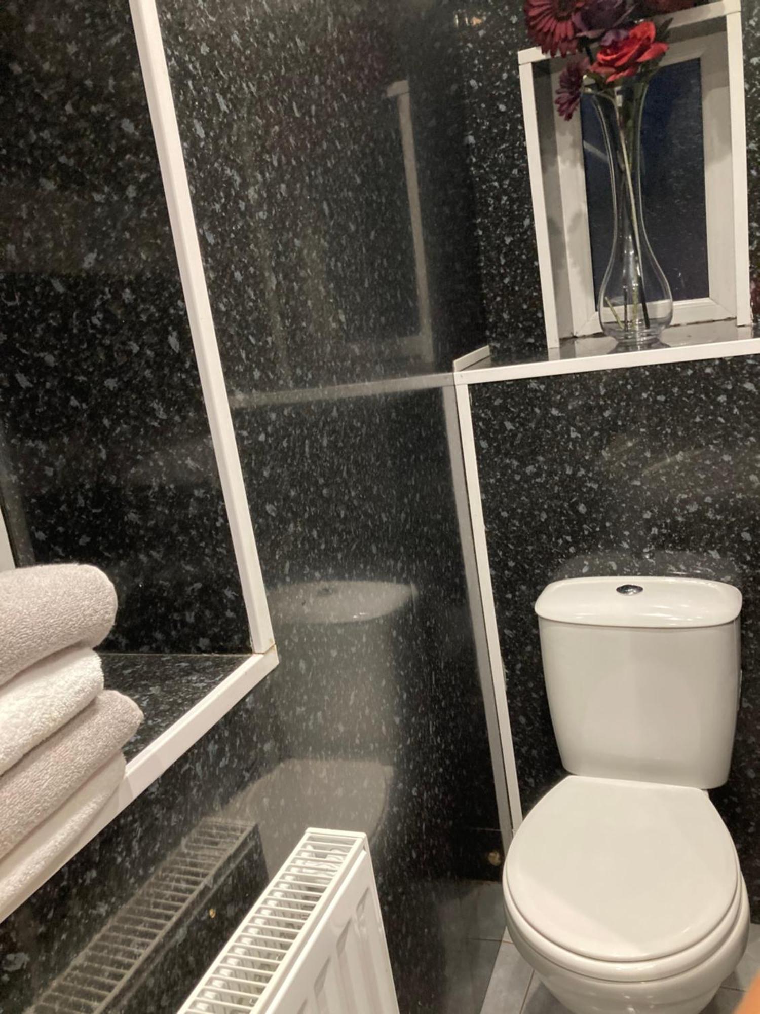 3 Bed Town House Llandeilo Carmarthenshire 빌라 외부 사진