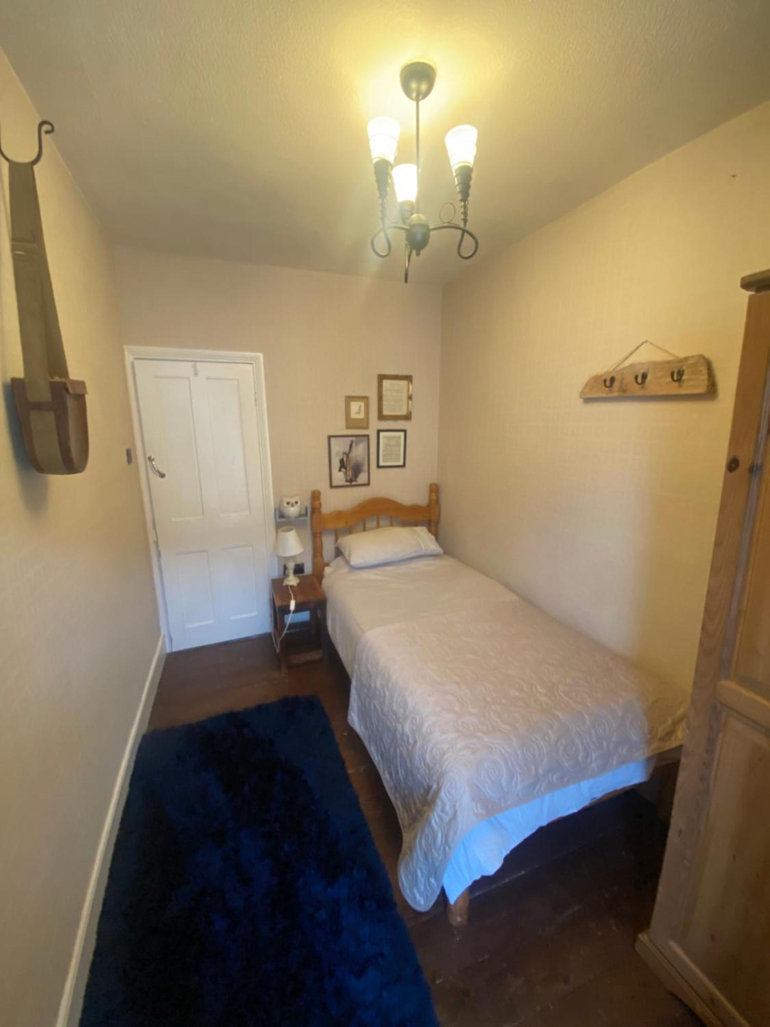 3 Bed Town House Llandeilo Carmarthenshire 빌라 외부 사진