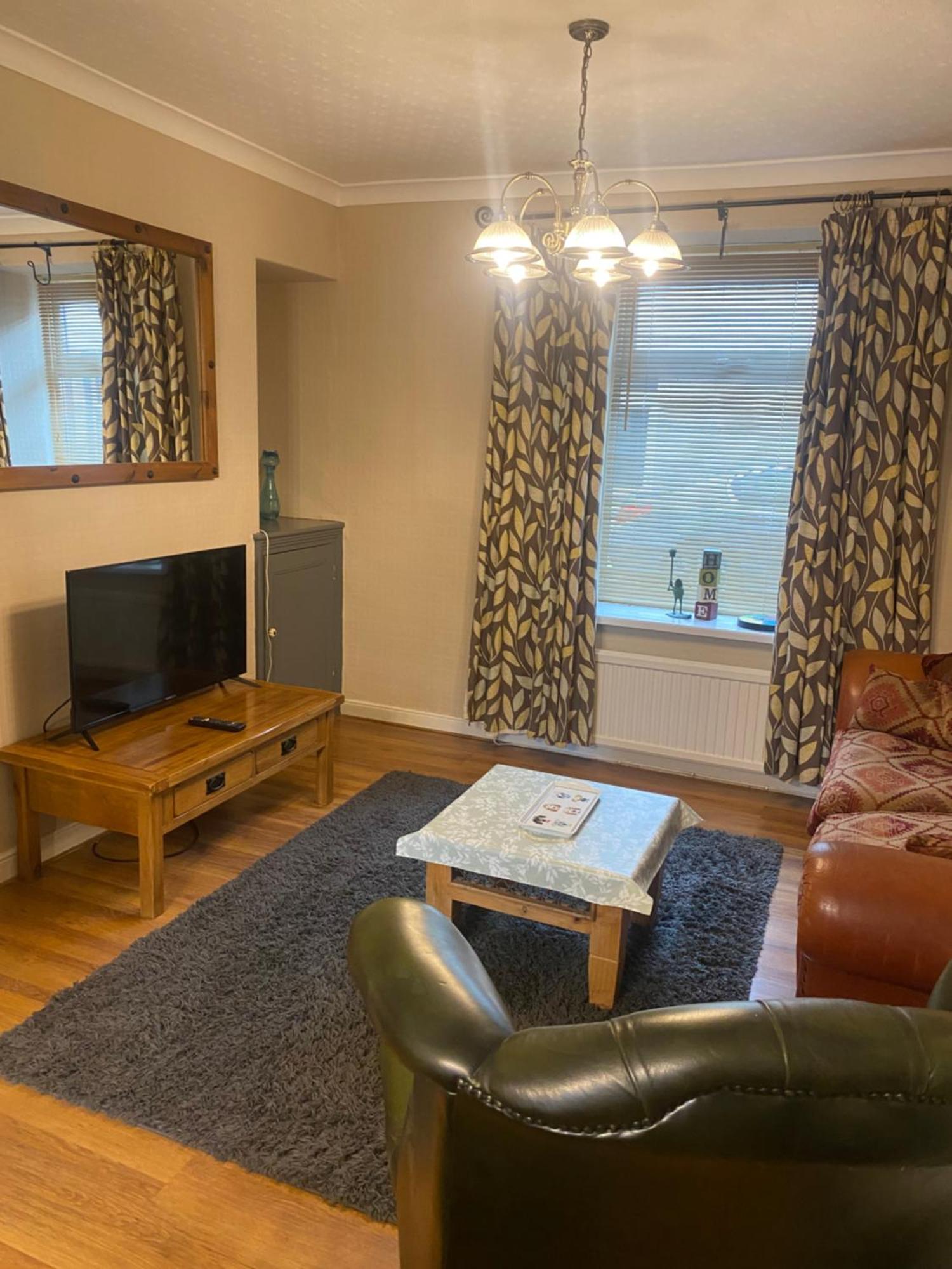 3 Bed Town House Llandeilo Carmarthenshire 빌라 외부 사진